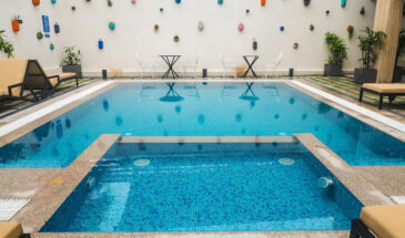 Hotel Eastern Gate Swiming Pool view